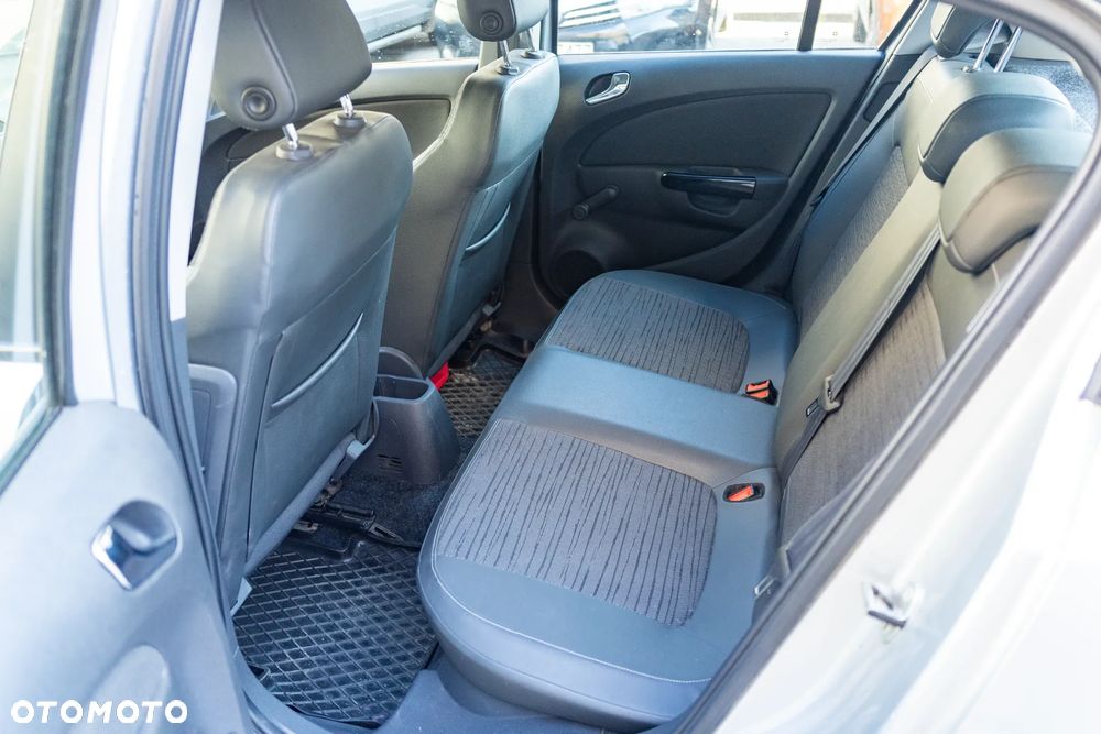 Opel Corsa 1.4 T Color Edition S&S - 11