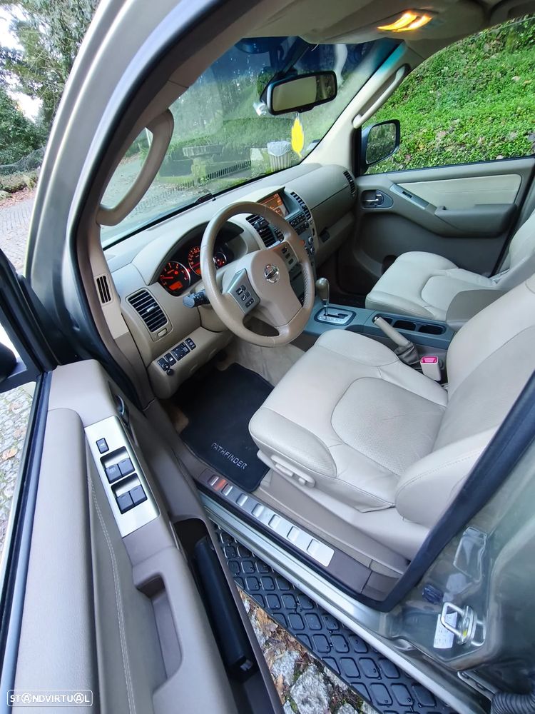 Nissan Pathfinder 2.5 dCi SE Comfort IT+Bose Auto. - 8