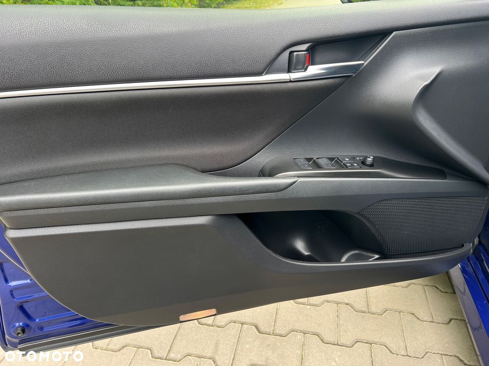 Toyota Camry 2.5 Hybrid Comfort CVT - 14