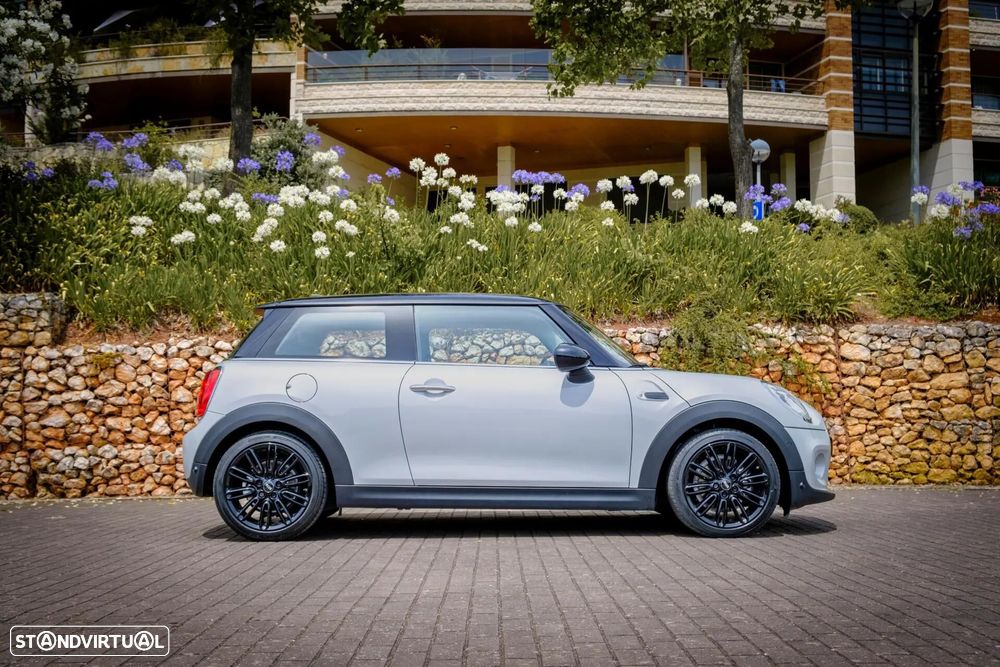 MINI 3 Portas Cooper D Auto - 4