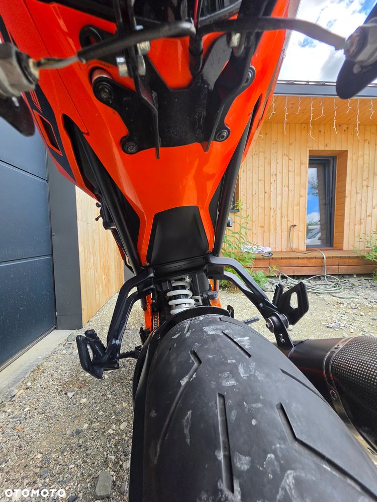 KTM Super Duke - 16