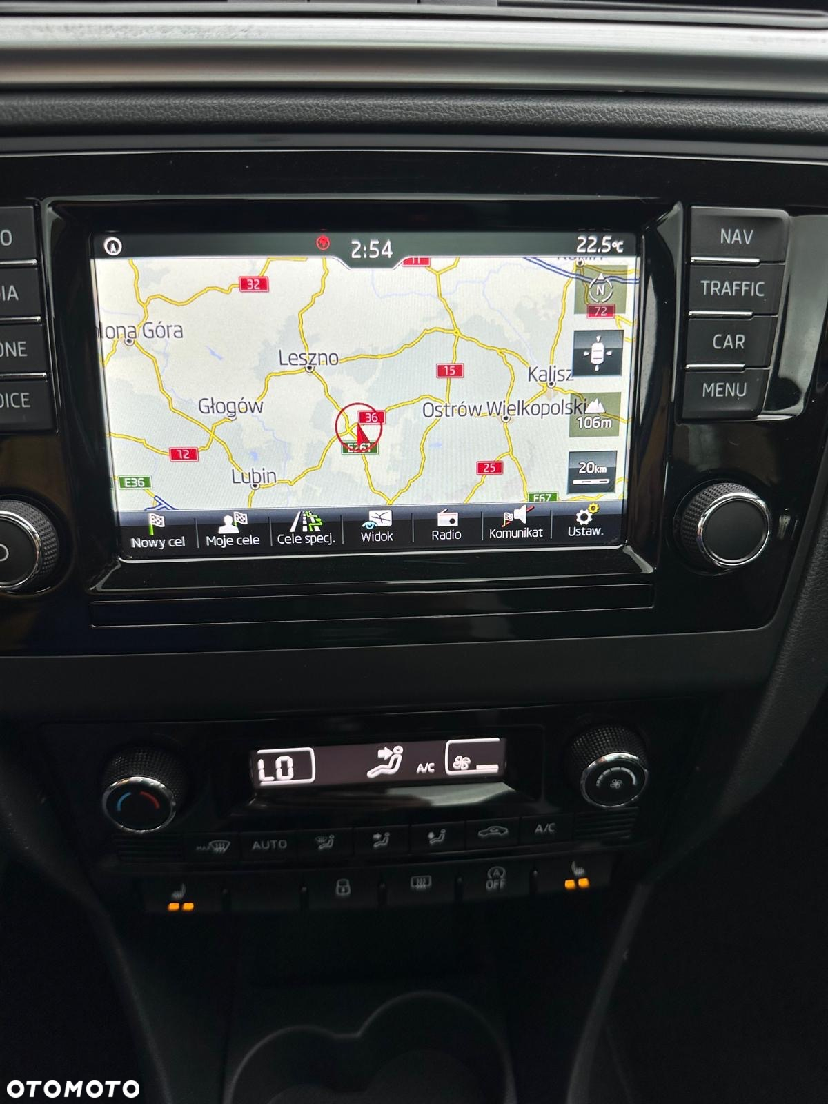 Skoda RAPID 1.0 TSI Ambition - 25