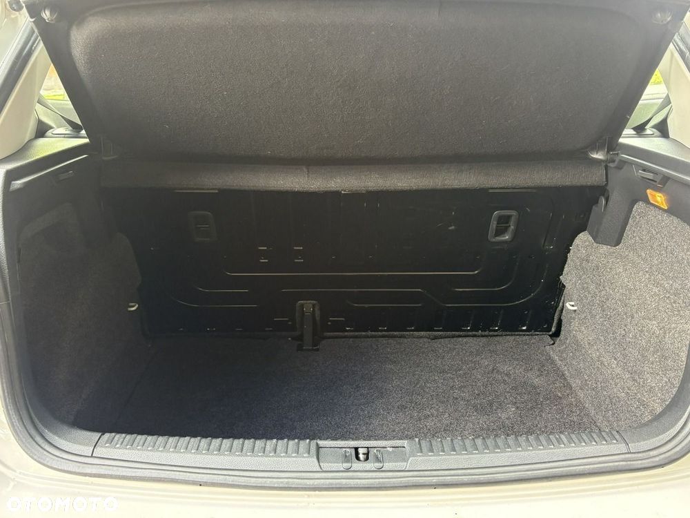Volkswagen Polo 1.2 TDI Blue Motion 89g - 12