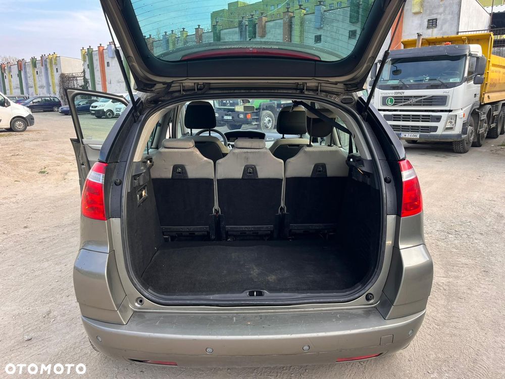 Citroën C4 Picasso - 26