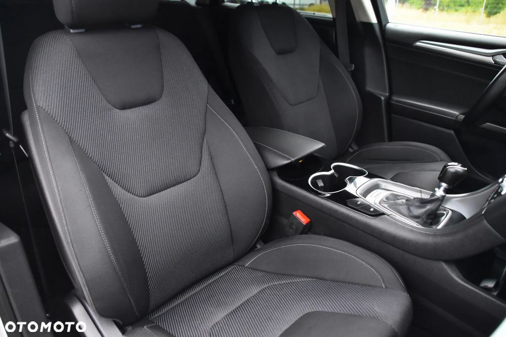 Ford Mondeo SW 2.0 TDCi ECOnetic Start-Stop Titanium - 11