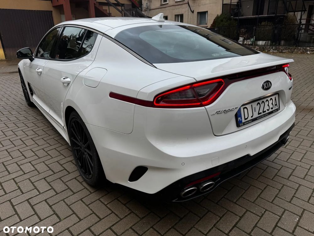 Kia Stinger 3.3 T-GDI V6 GT AWD - 6