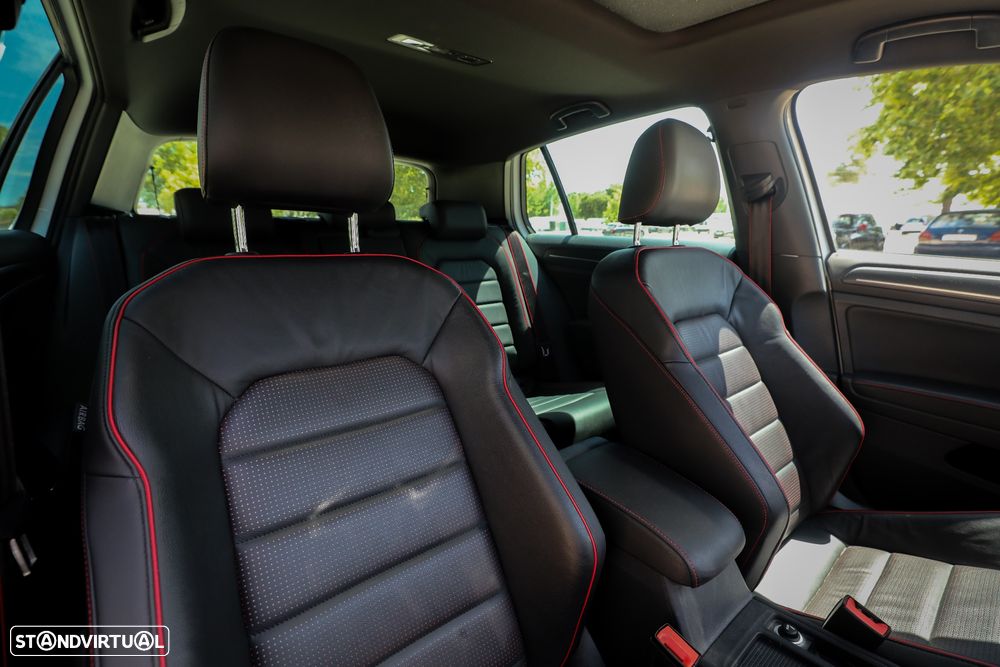VW Golf 2.0 TSI GTi TCR DSG - 13