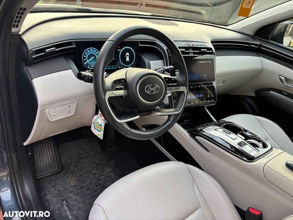 Hyundai Tucson - 4