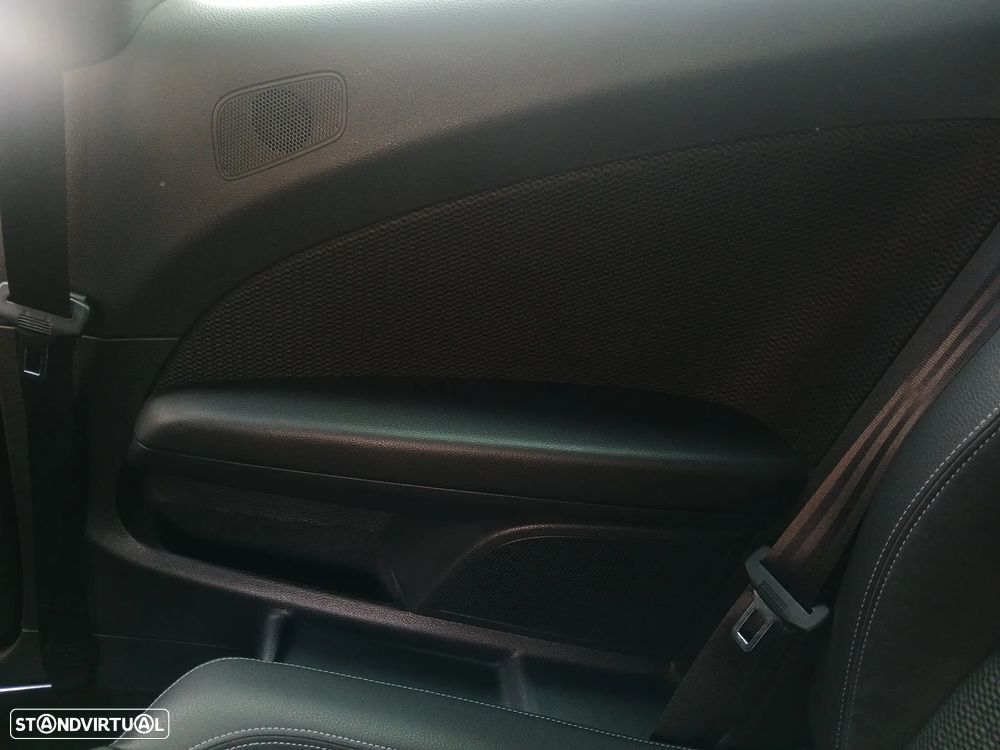 VW Scirocco 2.0 TDI Sport - 28