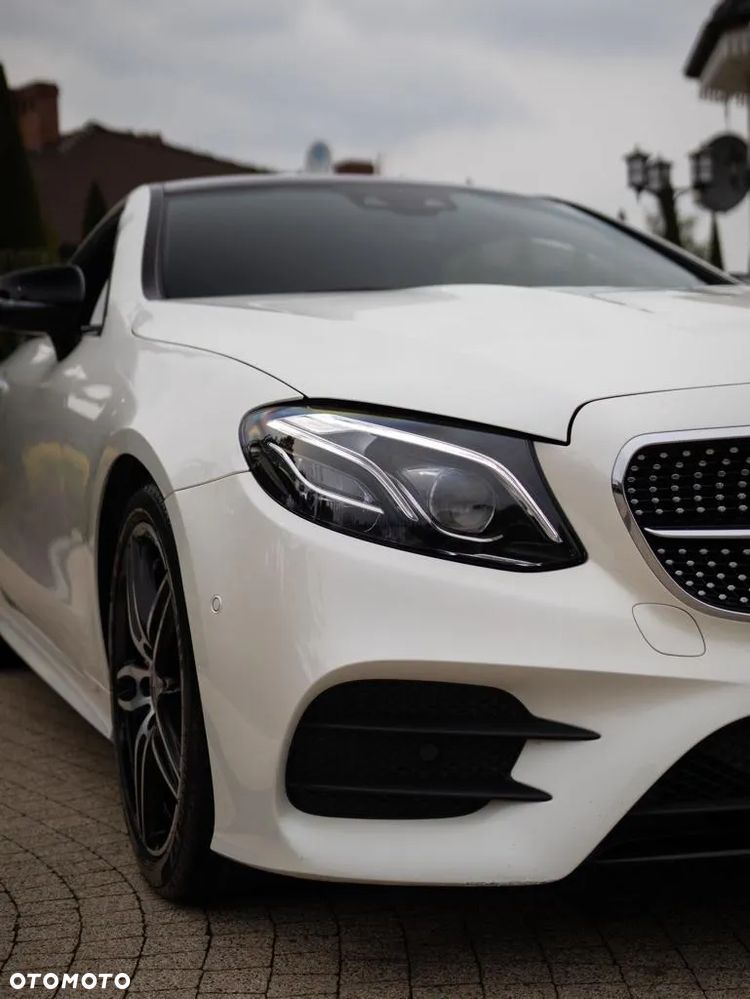 Mercedes-Benz Klasa E 300 Coupe 9G-TRONIC - 3