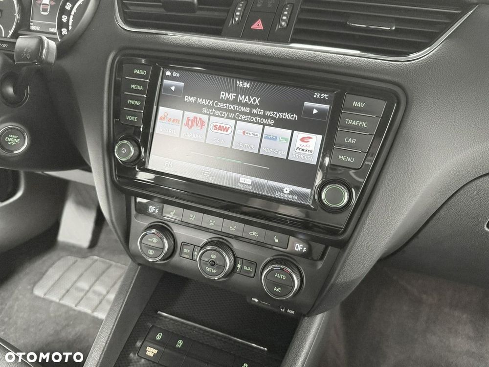 Skoda Octavia 2.0 TDI RS - 27