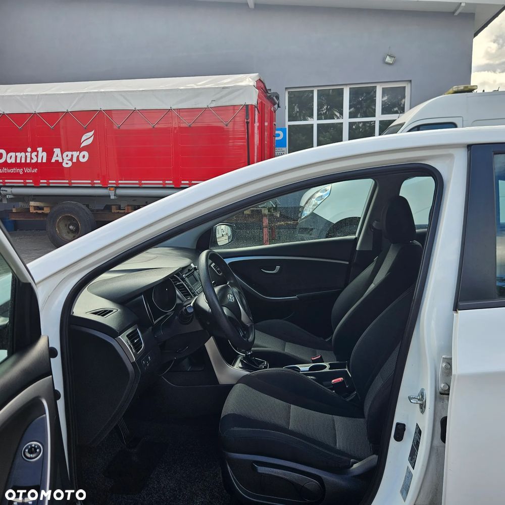 Hyundai i30 - 11