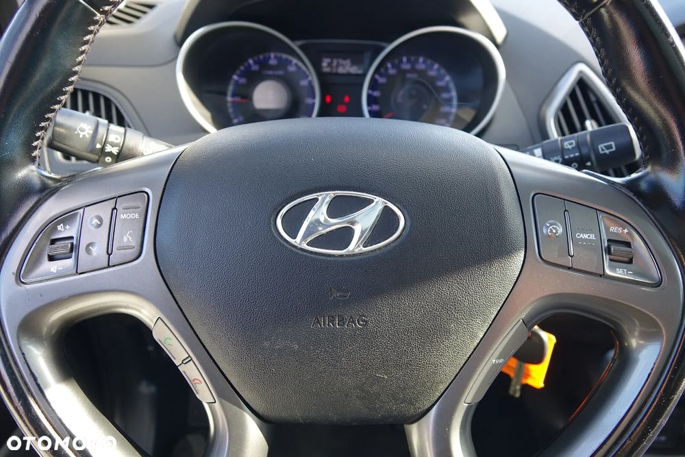 Hyundai ix35 1.6 2WD blue Style - 16