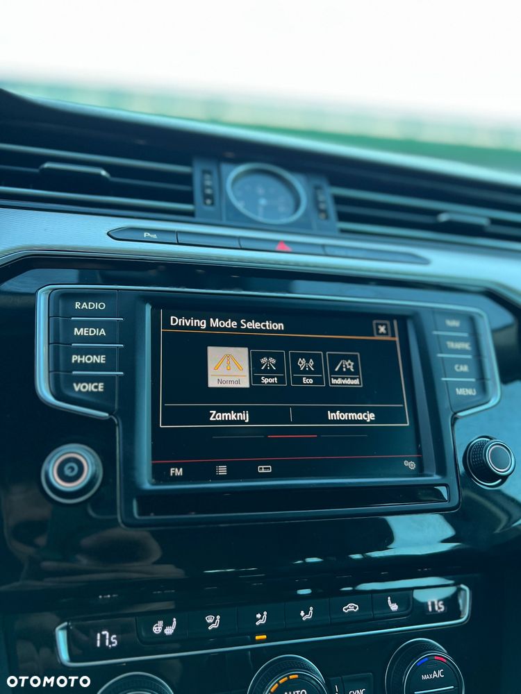 Volkswagen Passat 2.0 TDI BMT Highline DSG - 17