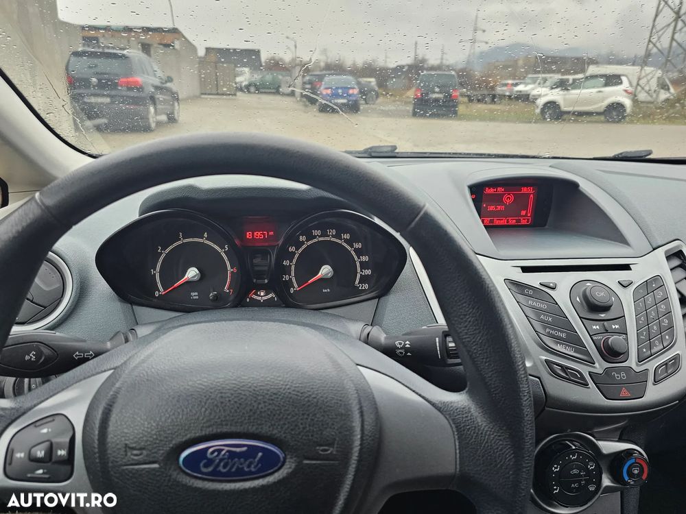 Ford Fiesta - 7