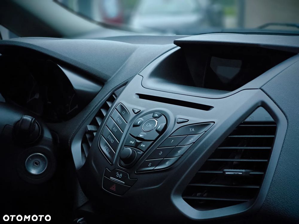 Ford EcoSport 1.0 EcoBoost TREND - 14