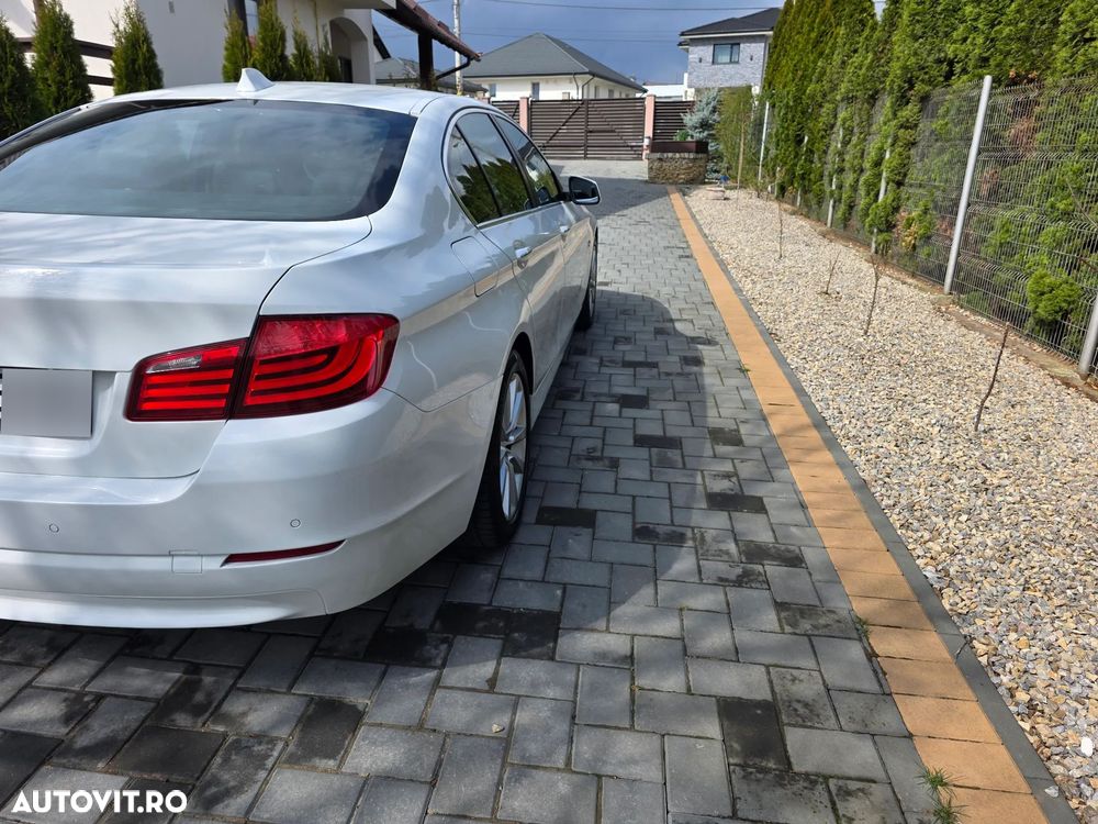 BMW Seria 5 520d Aut. Luxury Line - 5