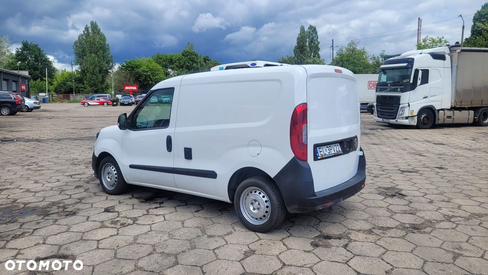 Fiat Doblo - 32