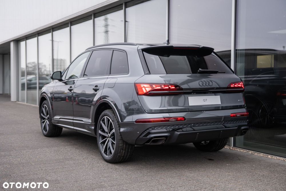 Audi Q7 - 3