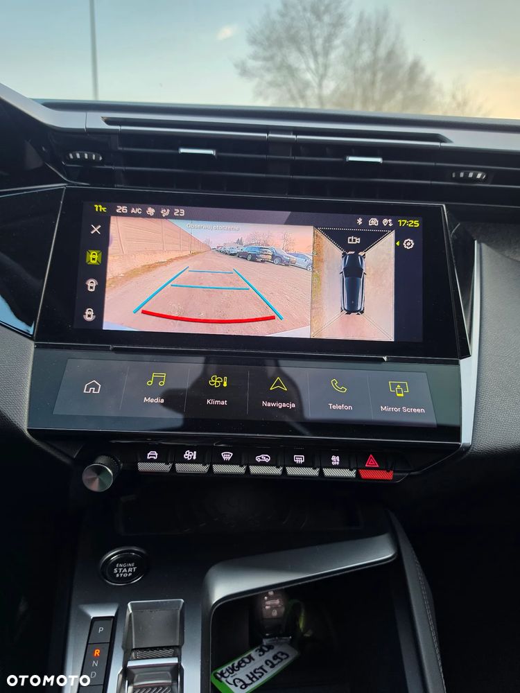 Peugeot 308 1.6 Hybrid PHEV Allure EAT8 - 16