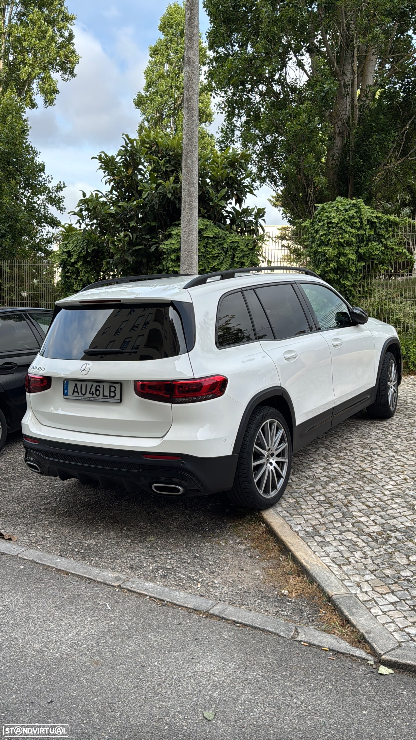 Mercedes-Benz GLB 200 4Matic 8G-DCT AMG Line - 12