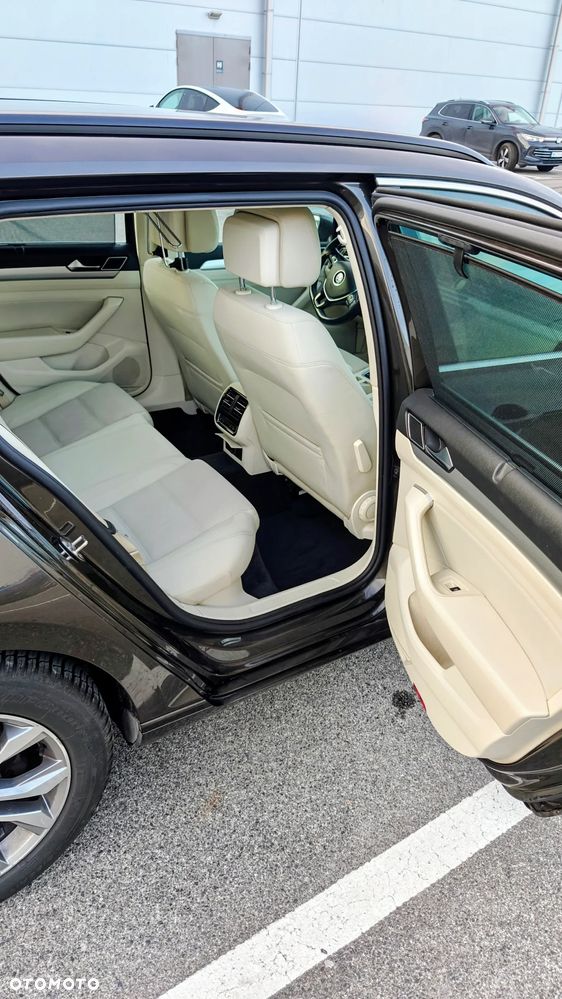 Volkswagen Passat 2.0 TDI BMT Comfortline DSG - 9