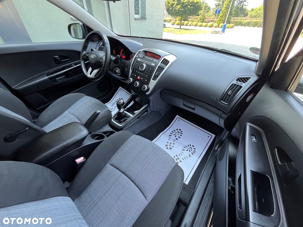 Kia Ceed 1.4 CVVT ISG Vision - 18
