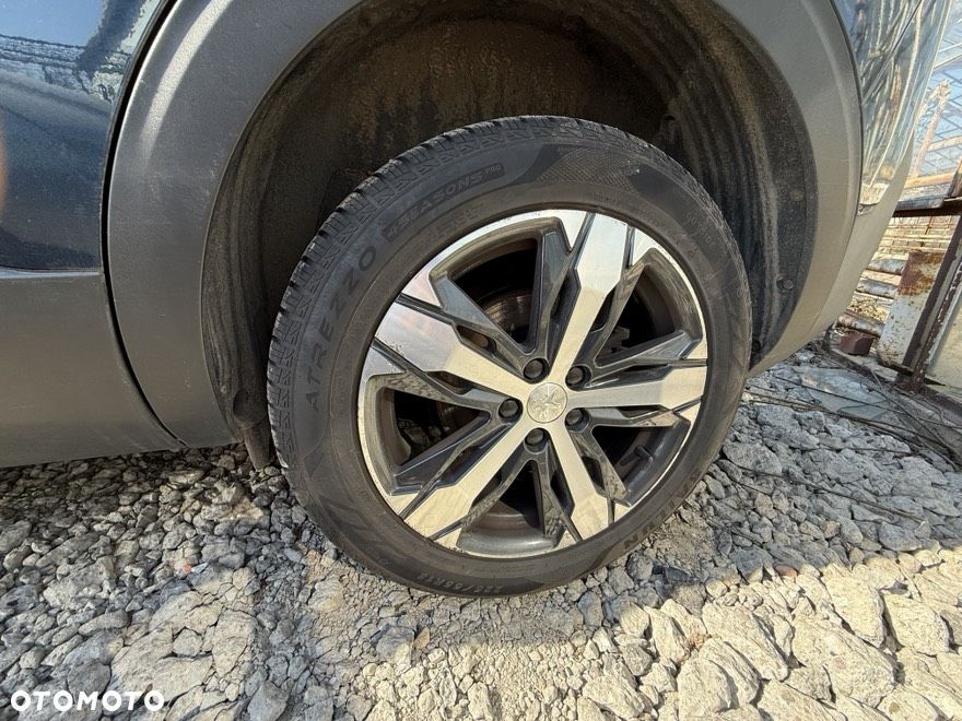 Peugeot 5008 1.6 THP Active S&S EAT6 - 13