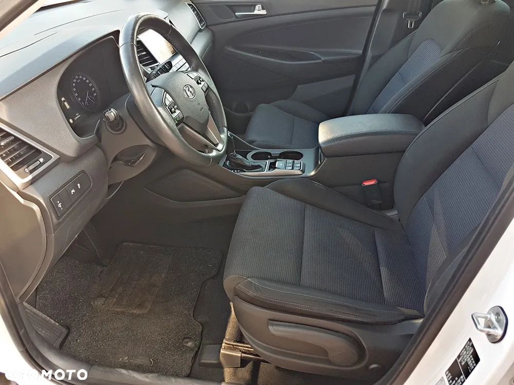 Hyundai Tucson 1.7 CRDI BlueDrive Premium 2WD DCT - 13