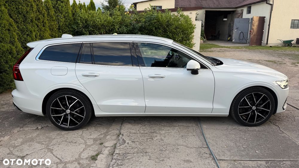 Volvo V60 D4 AWD Momentum Pro - 10