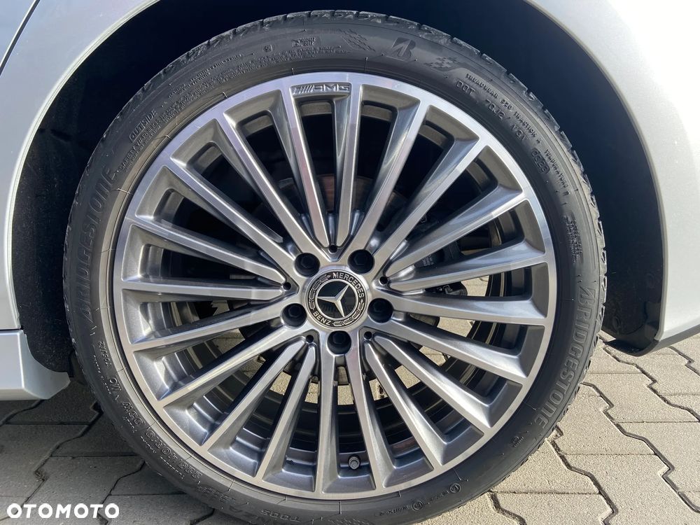 Mercedes-Benz Klasa B 220 4-Matic mHEV AMG Line 8G-DCT - 18