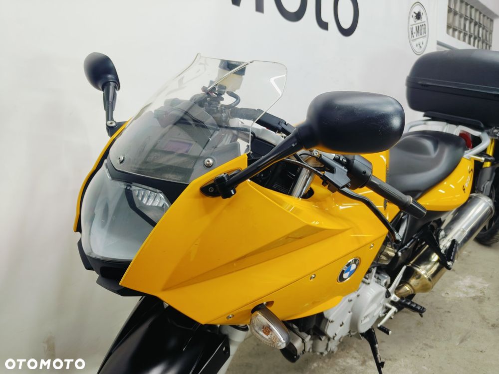 BMW F - 21