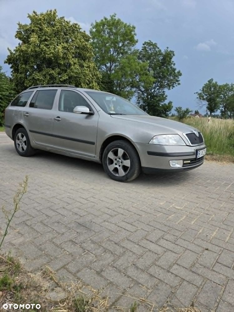 Skoda Octavia 1.9 TDI Elegance DSG - 4
