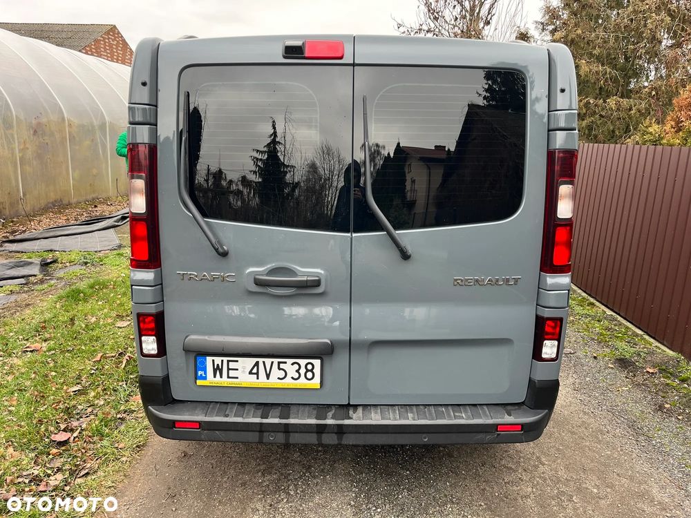 Renault Trafic Grand 2.0 dCi EDC - 7