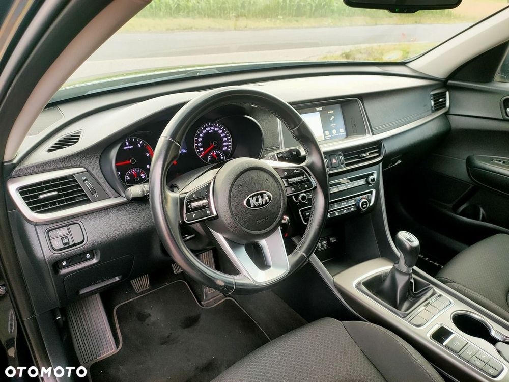 Kia Optima - 10