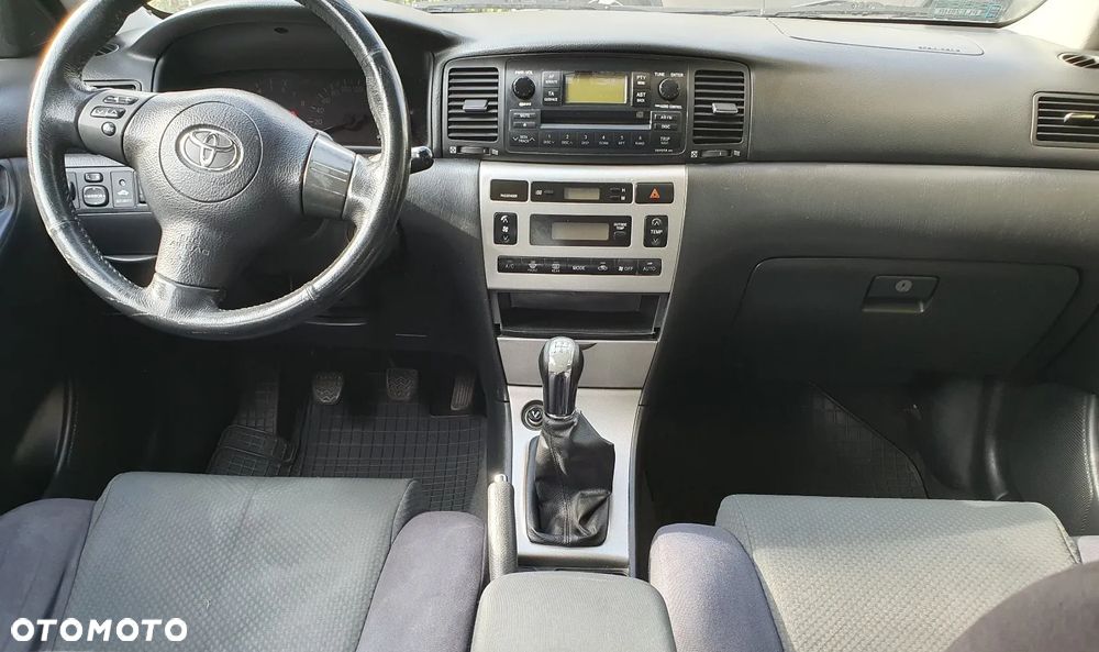 Toyota Corolla 1.6 VVT-i Sol - 8