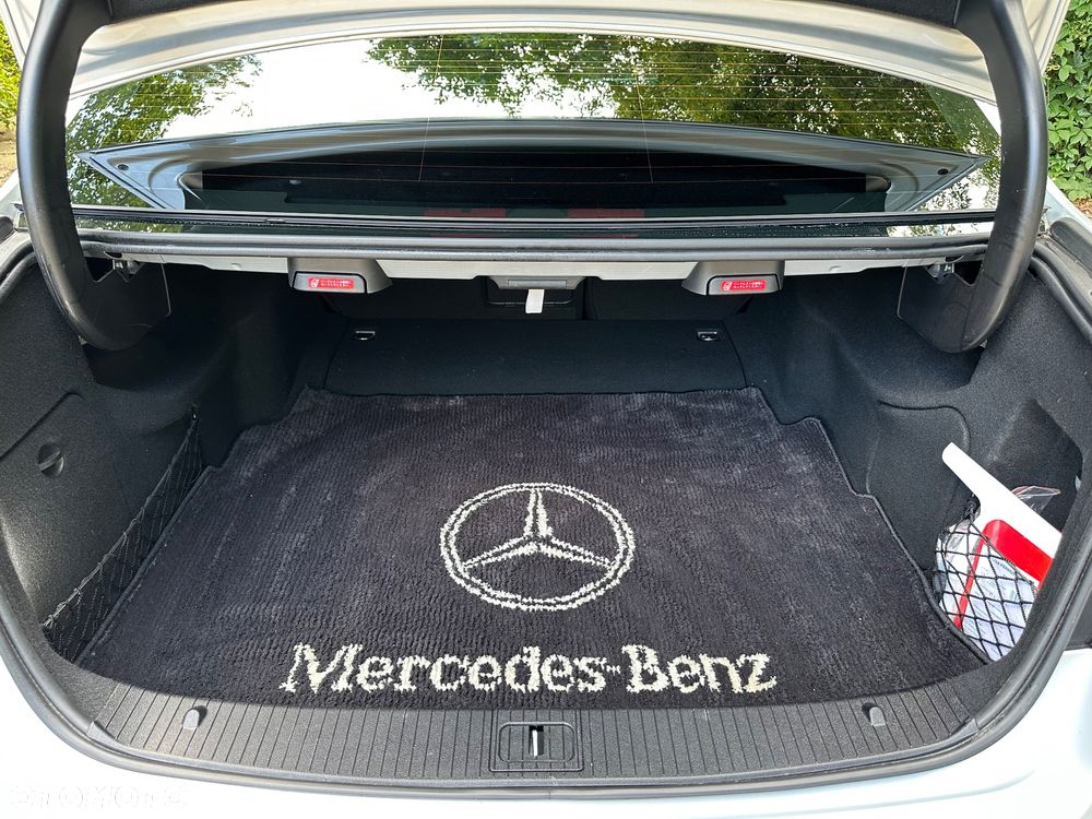 Mercedes-Benz Klasa E - 30