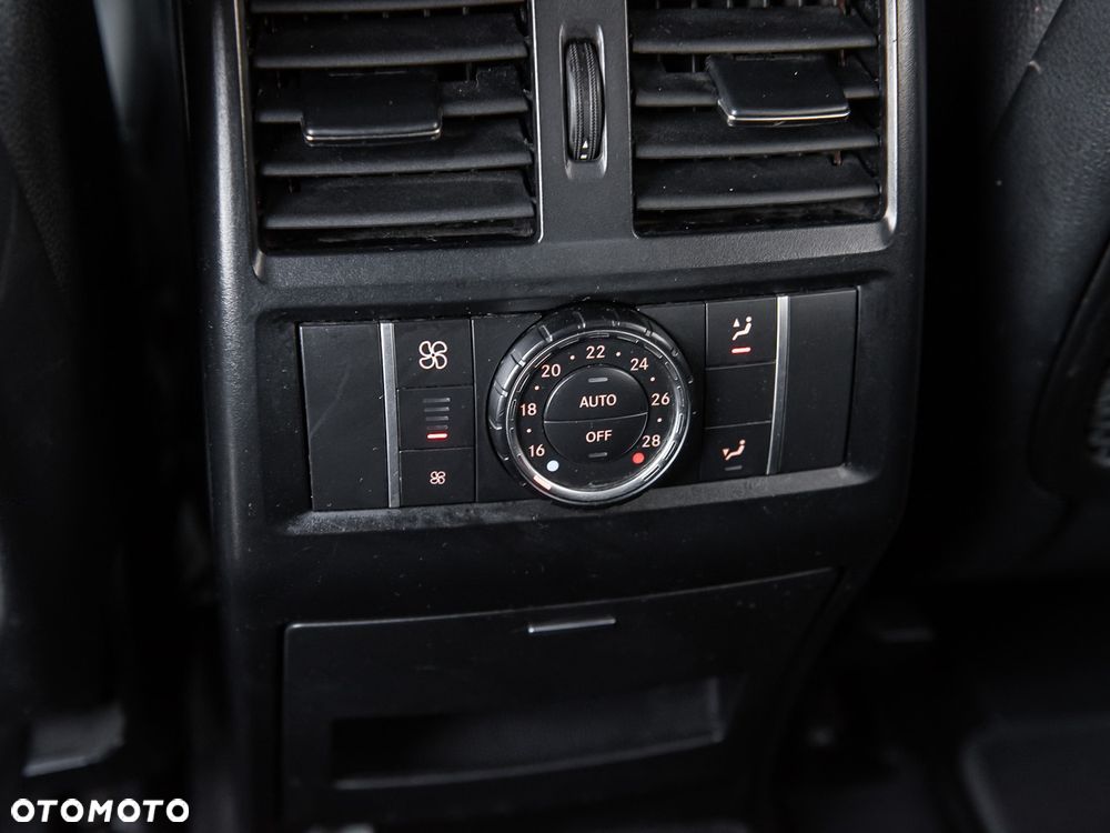 Mercedes-Benz ML 350 BlueTEC 4MATIC 7G-TRONIC - 31