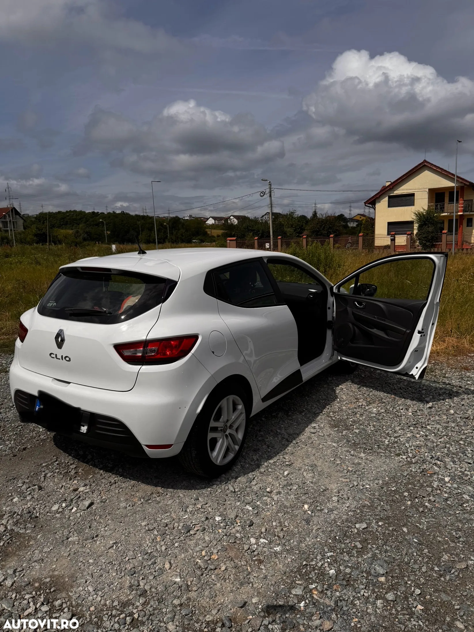 Renault Clio IV TCe Life Evo - 8
