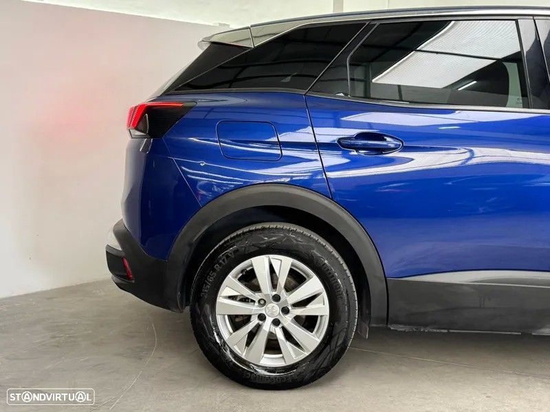 Peugeot 3008 1.2 PureTech Allure EAT8 - 8