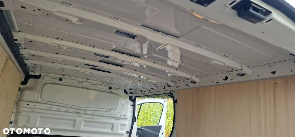 Renault Trafic - 20