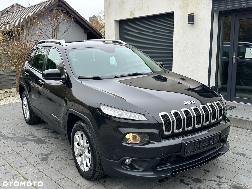 Jeep Cherokee - 2