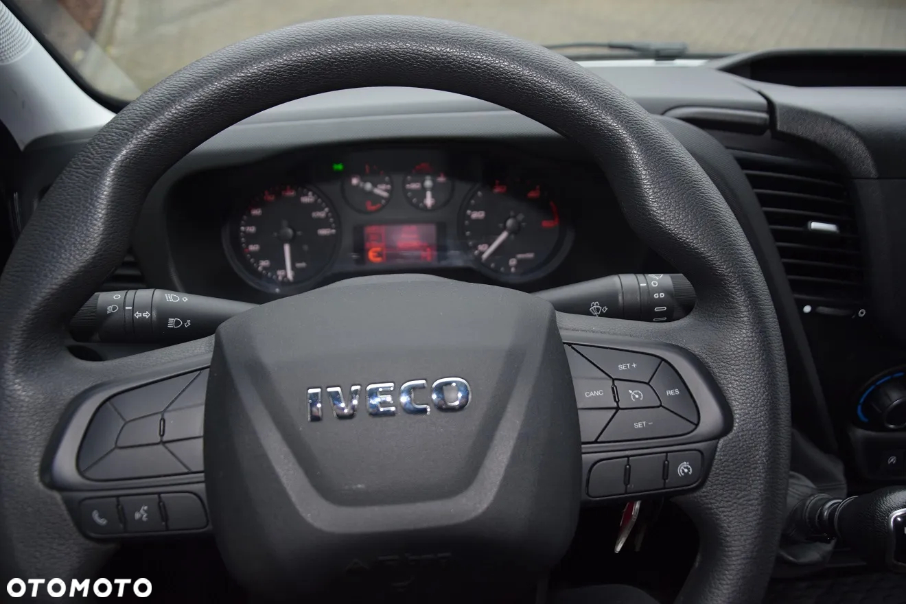 Iveco 35s16 - 14