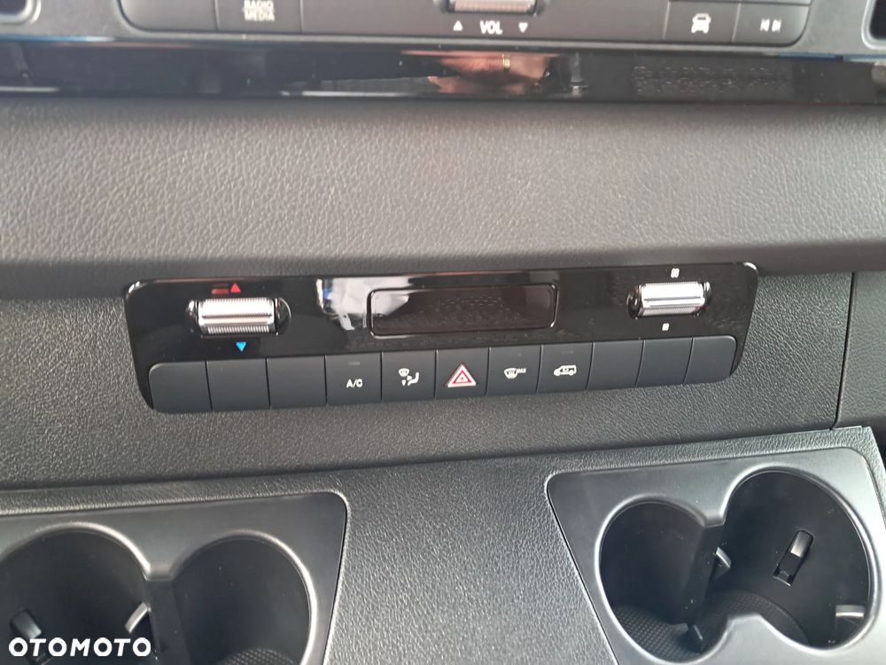 Mercedes-Benz Sprinter 317 CDI Furgon PRO długi 4325 mm L3H2 - 18