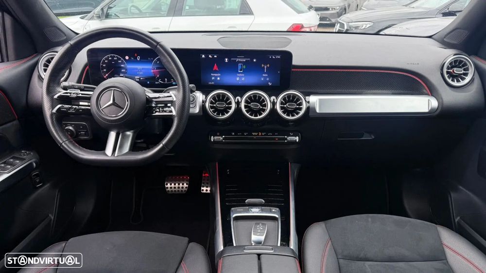 Mercedes-Benz GLB 180 d AMG Line - 13