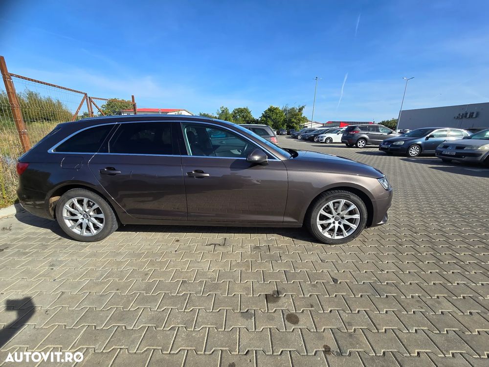 Audi A4 Avant - 4