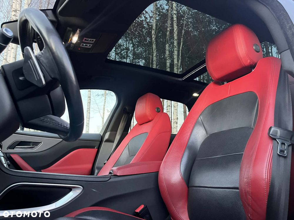 Jaguar F-Pace 3.0 V6 AWD S - 11