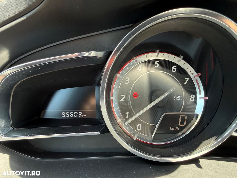 Mazda 3 G165 Revolution - 7