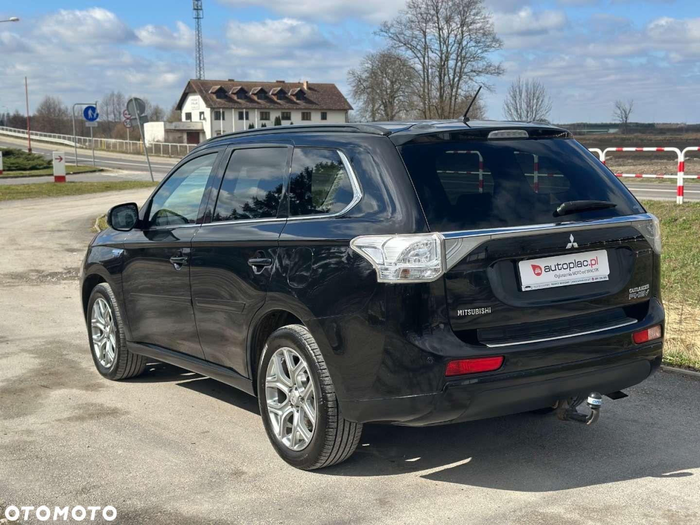 Mitsubishi Outlander - 17