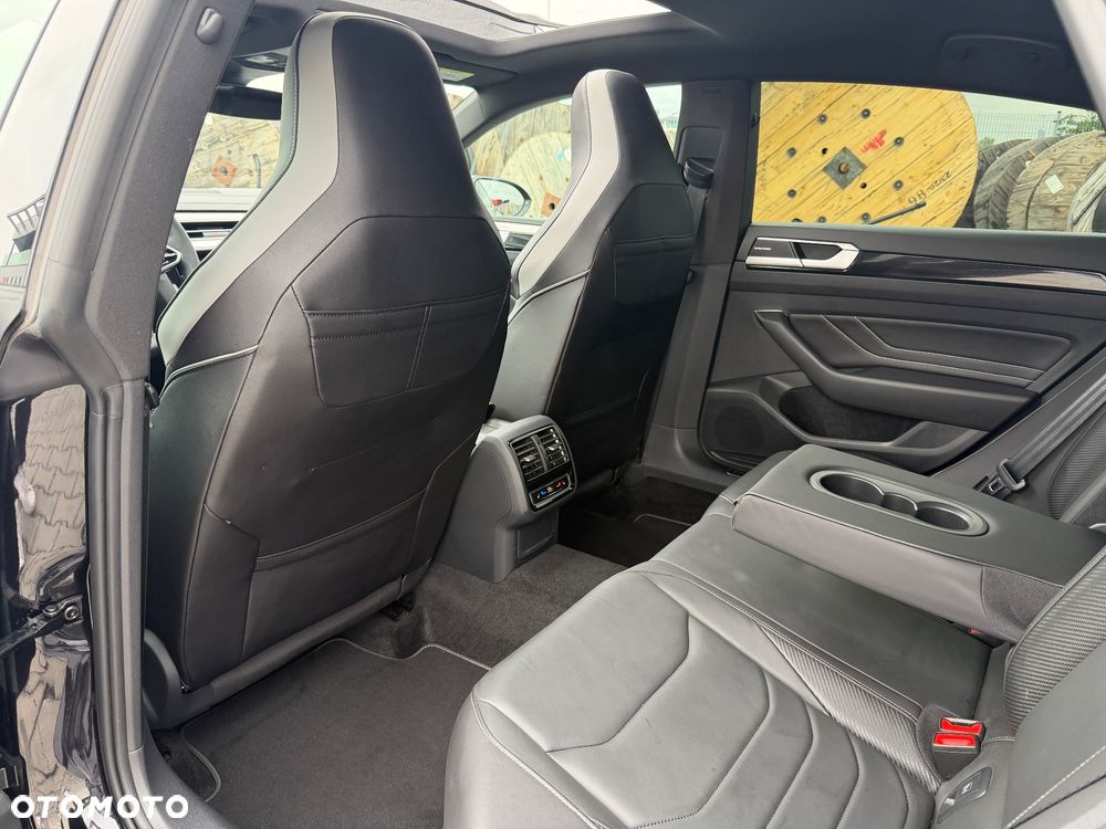 Volkswagen Arteon 2.0 TDI SCR 4Motion DSG R-Line - 20